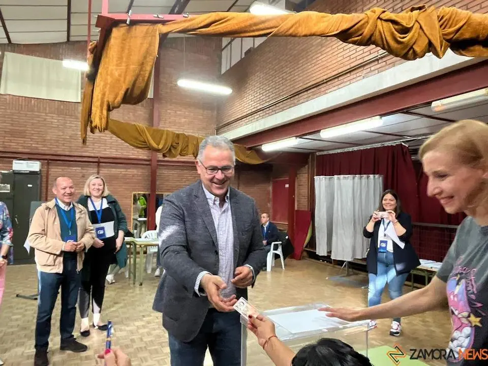 7305c753-558e-46fb-9b39-c92091bc02af_tn