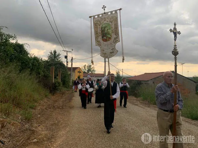 Cabañas de Tera procesiona con Santa Bárbara vía Interbenavente.es
