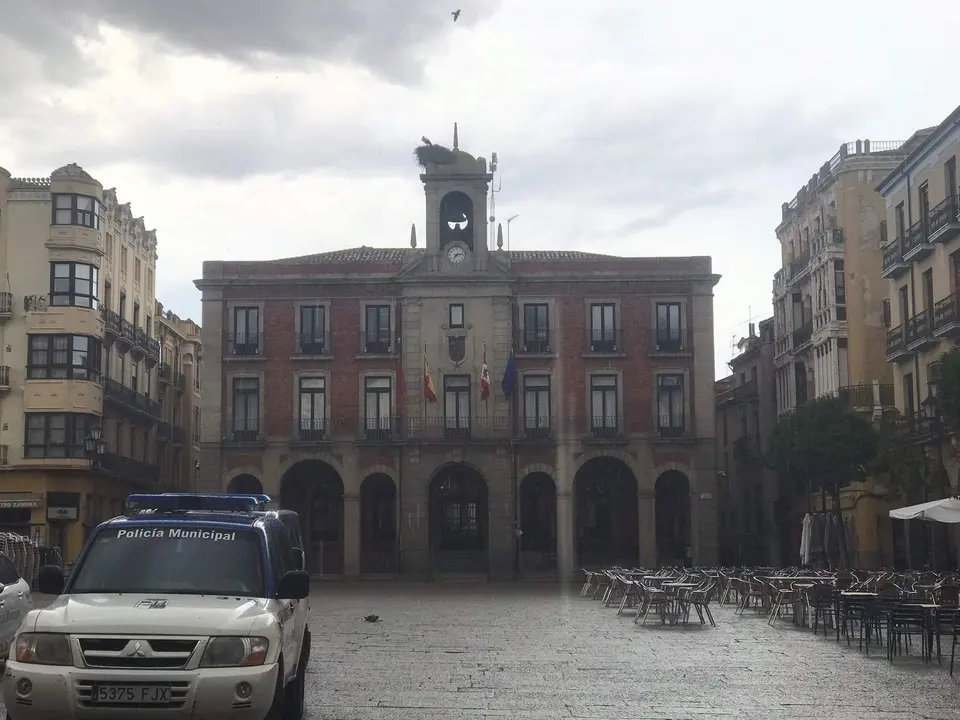 Plaza Mayor de Zamora en un día de lluvia