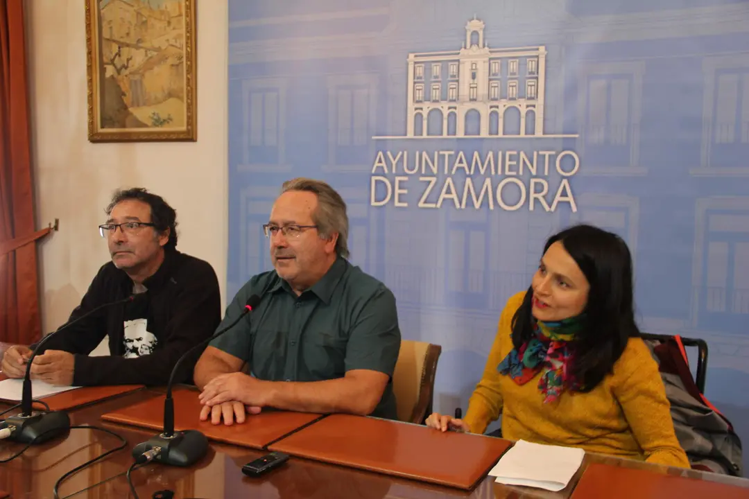 Viñas, Guarido y Cabezas en el Ayuntamiento de Zamora