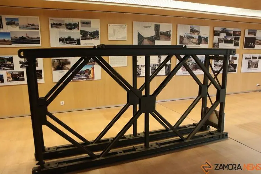 Exposici&oacute;n Fuerzas Armadas_18