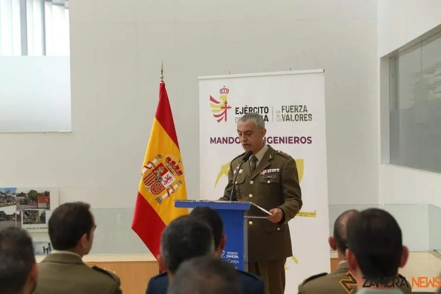 Exposici&oacute;n Fuerzas Armadas_20