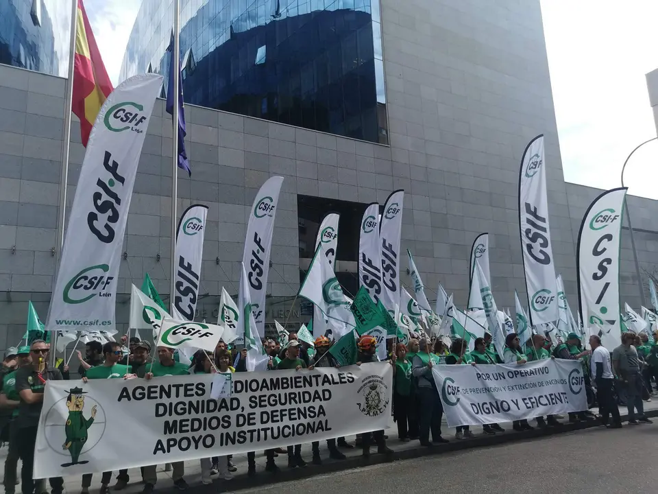 csif manifestación operativo incendios