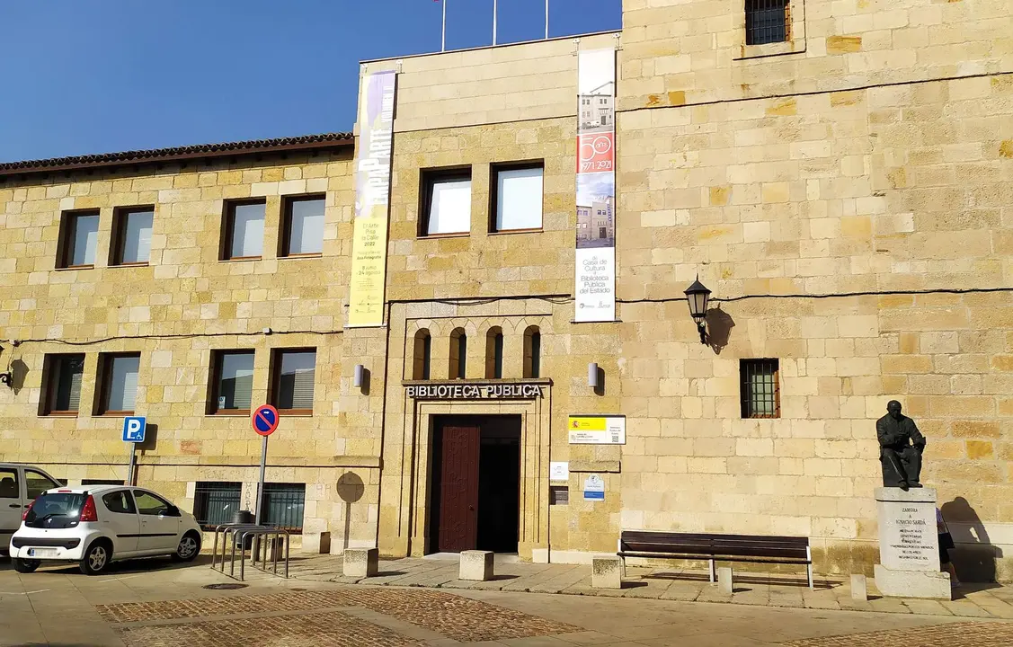 biblioteca Zamora