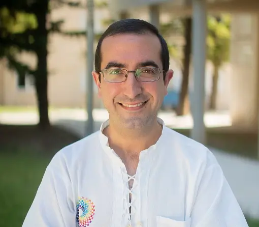 Luis Santamaría