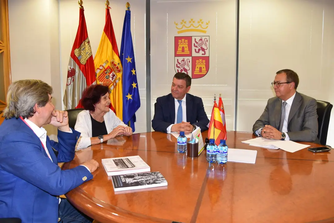 Reunión con presidenta Consejo de Residentes Españoles de Cuba