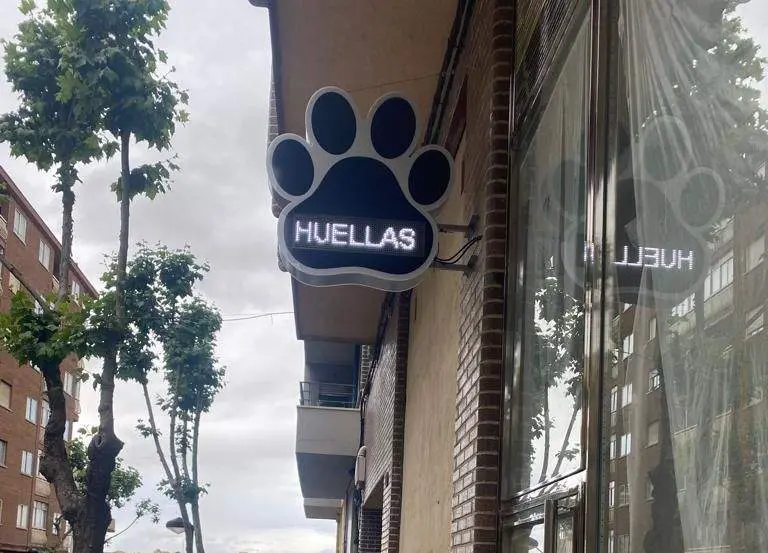 Huellas (2)