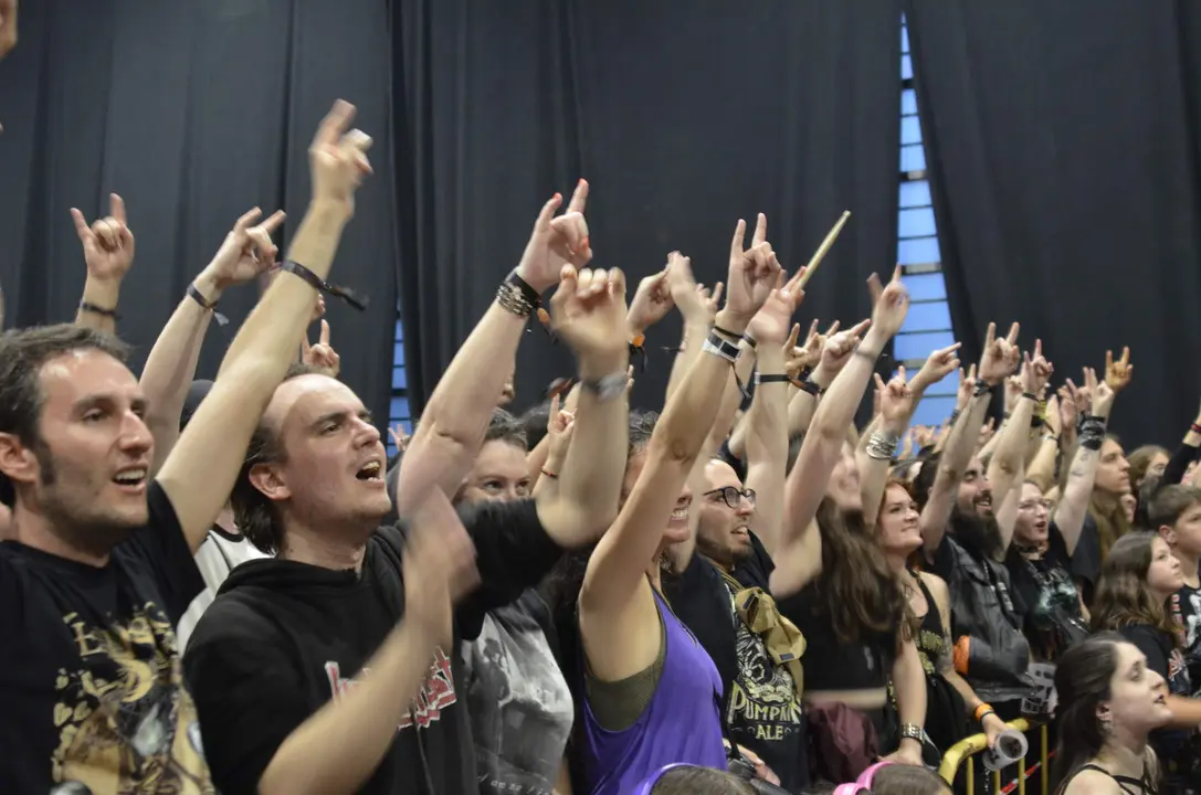 Público durante el concierto de Eluveitie