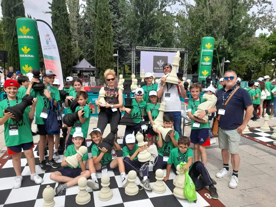 Alumnos del colegio Corazón de María participantes en el torneo escolar de ajedrez. Fotografía: Corazón de María de Zamora