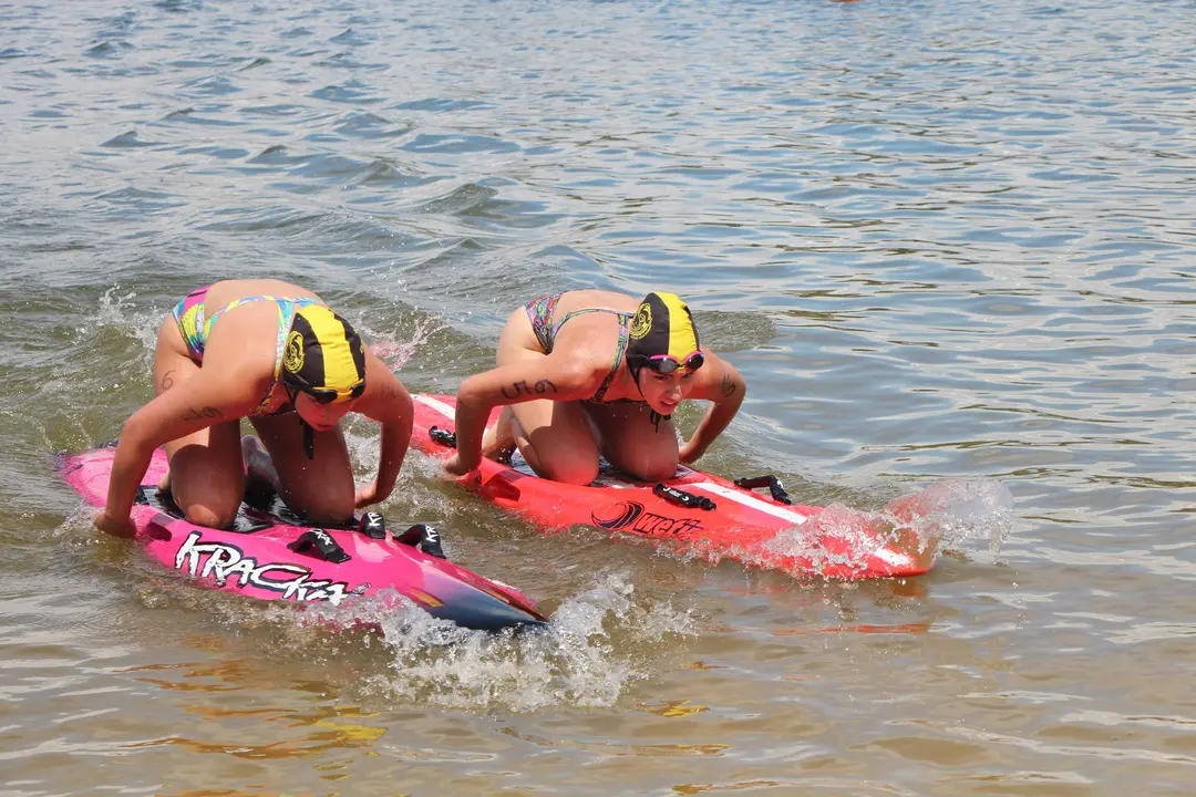 Campeonato CyL de Verano de Salvamento y Socorrismo disputado en Villardeciervos