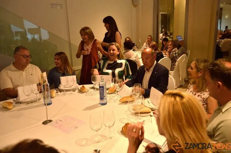 Cena Azayca