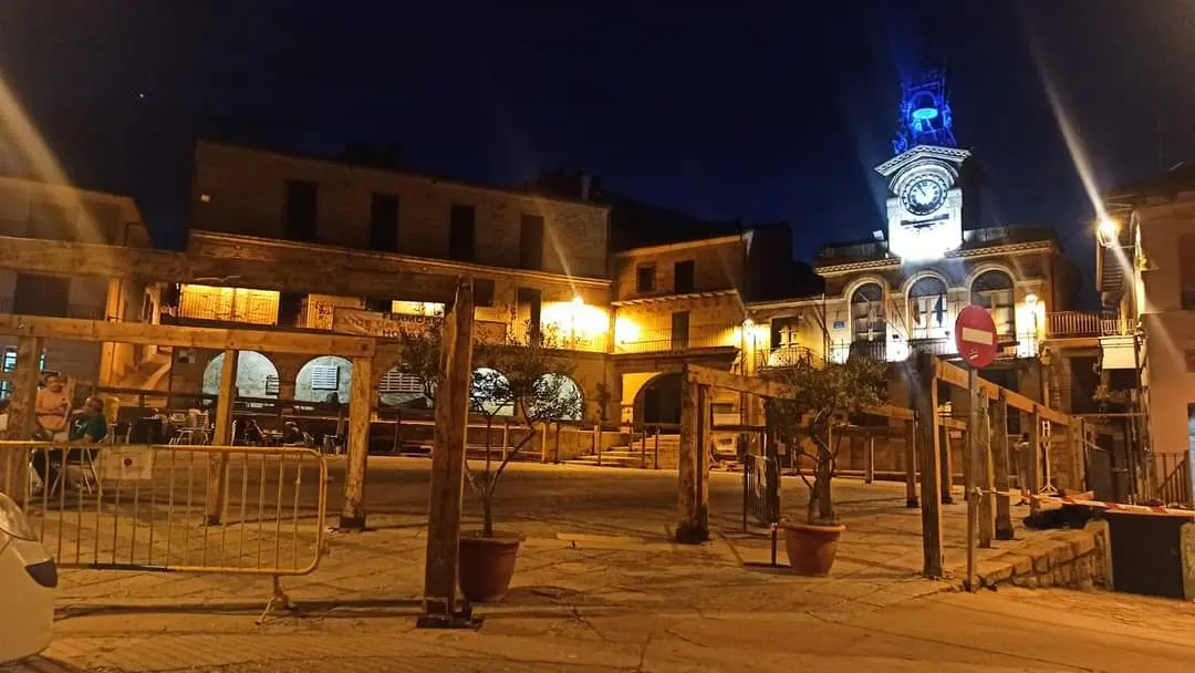 plaza de la madera de Fermoselle