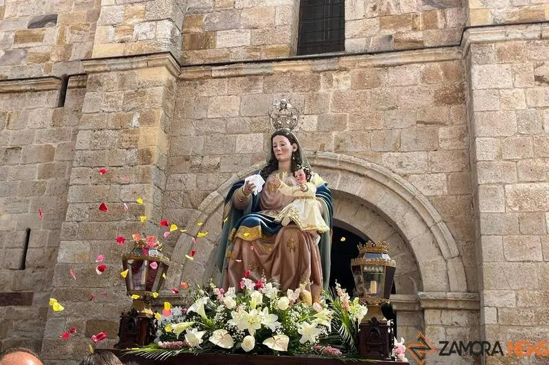Virgen de la Salud (38)