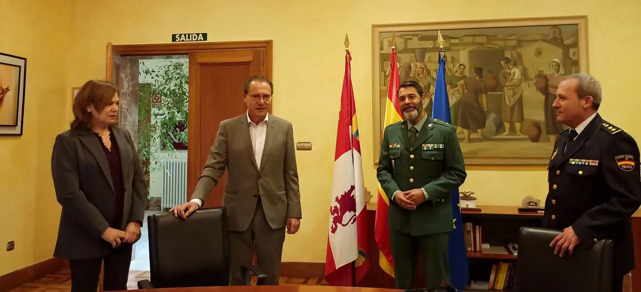 Reunión de coordinación semanal mantenida con los Cuerpos y Fuerzas de Seguridad del Estado