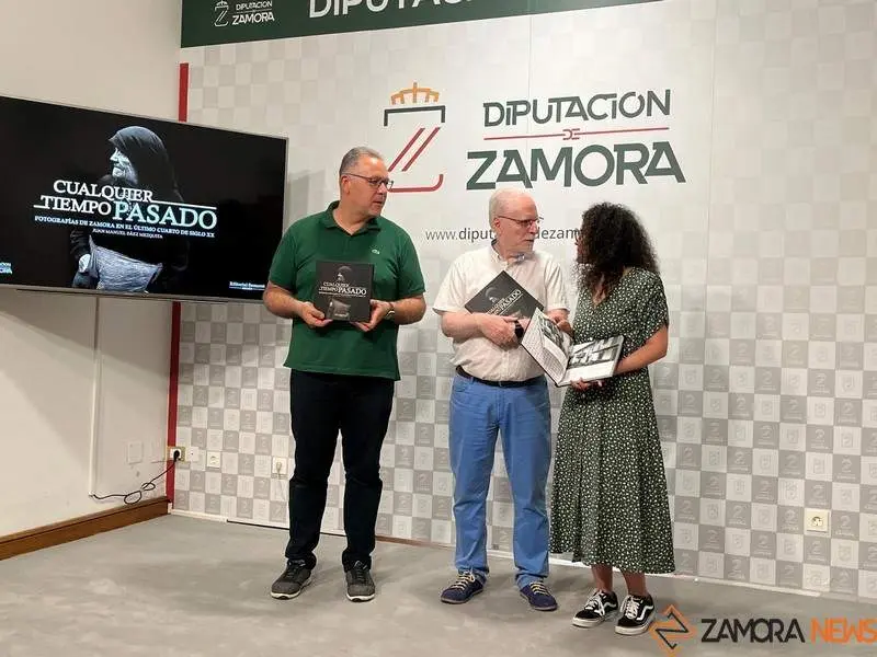 “Cualquier tiempo pasado” presentación