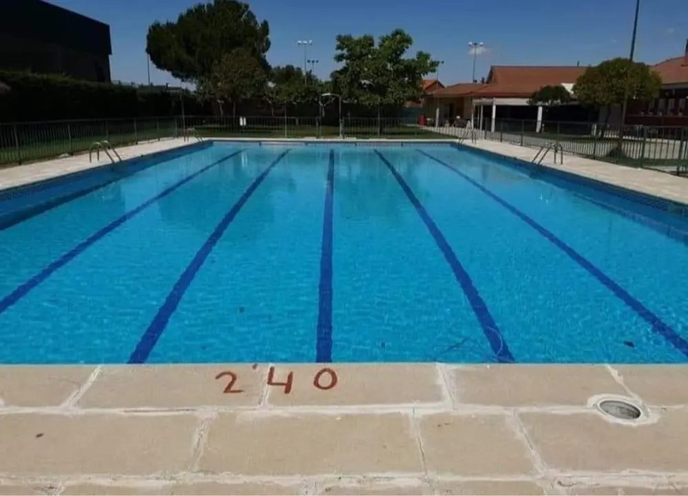 Piscina Morales del Vino
