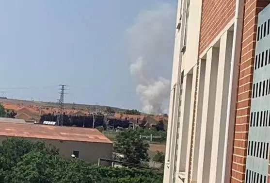 Humareda del incendio de Cubillos. Imagen InfoCyl