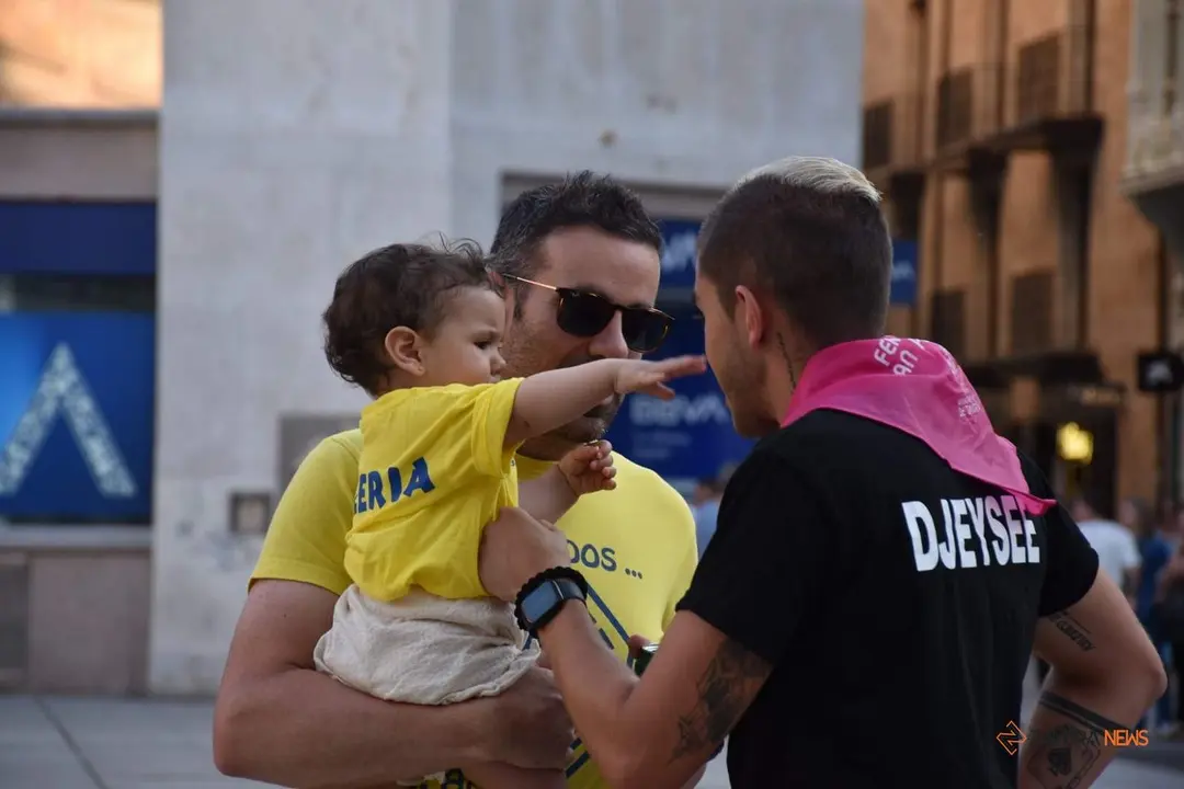 Desfile de peñas jogueras de San Juan