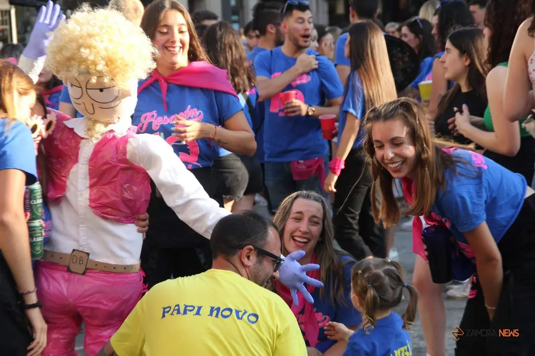 Desfile de peñas jogueras de San Juan_33