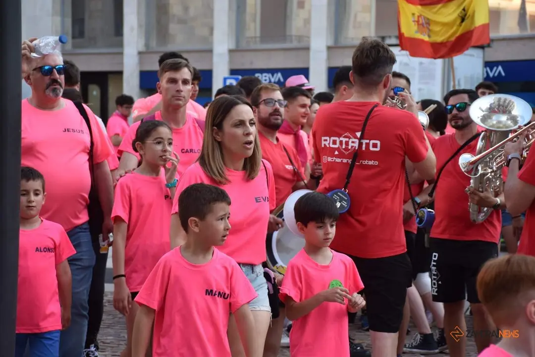 Desfile de peñas jogueras de San Juan_12