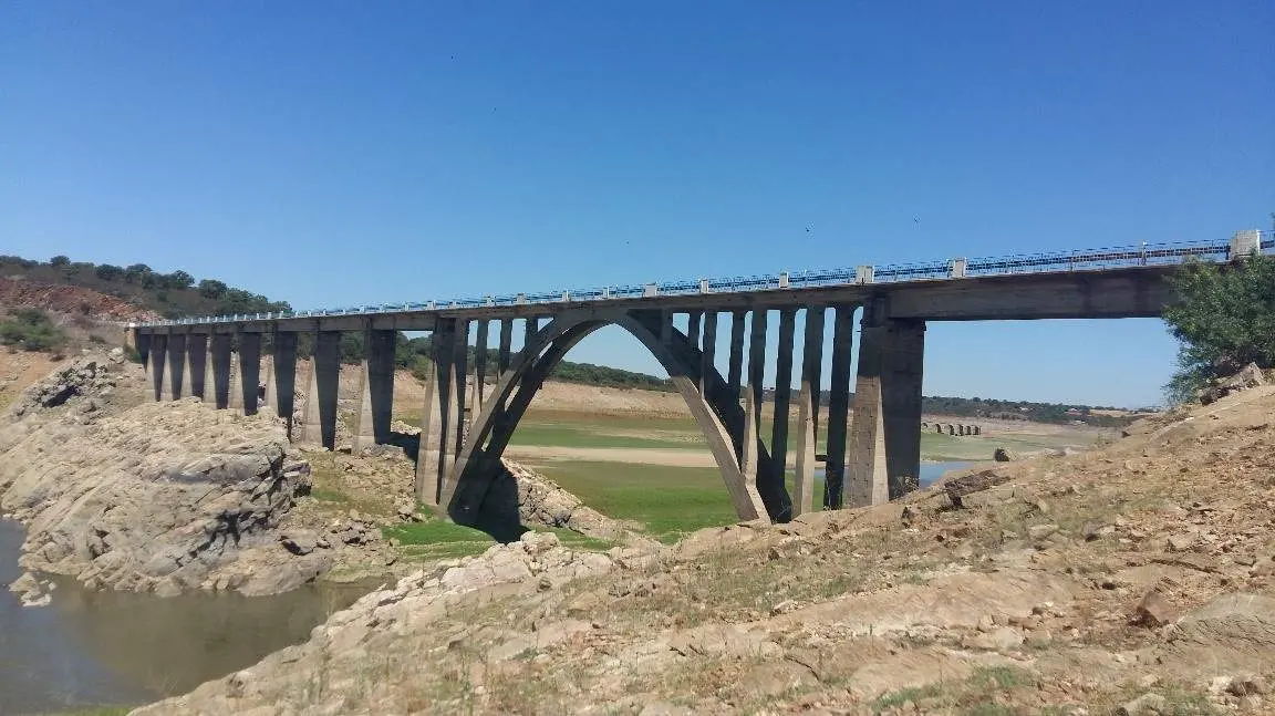 Puente de la Estrella en la N-631
