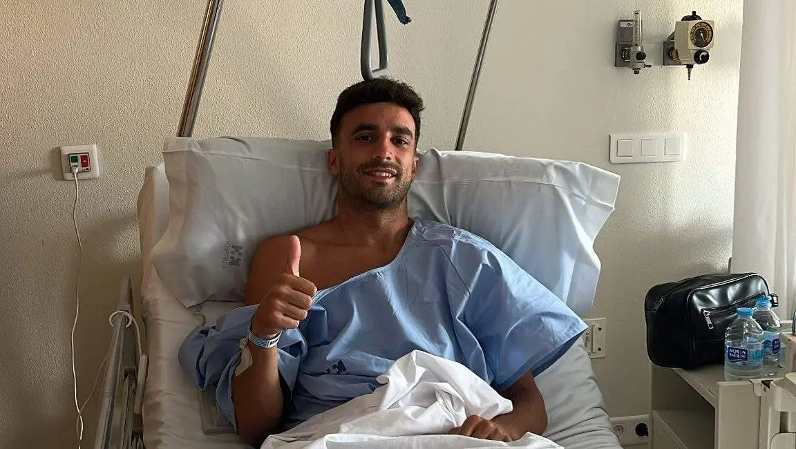 Álex Ares