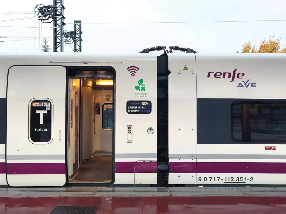Renfe entre Sanabria y Ourense