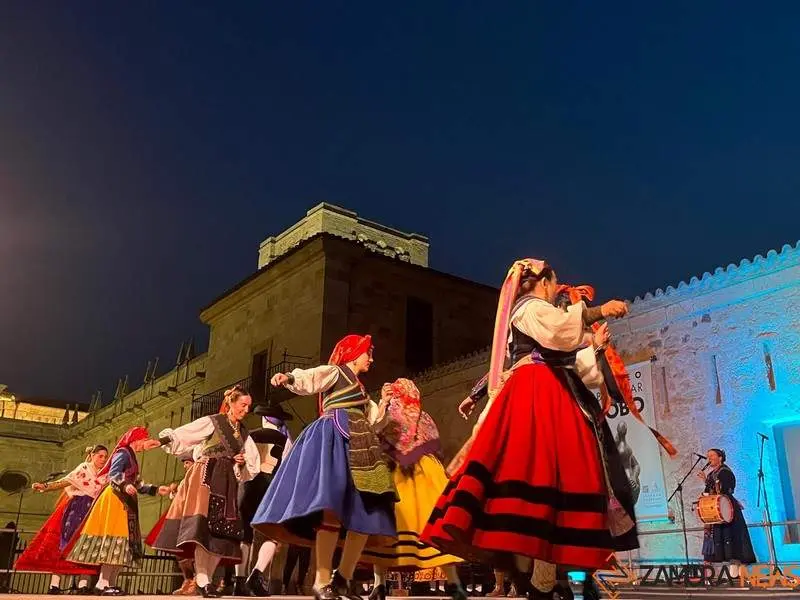 XXX Muestra de Folklore (2)