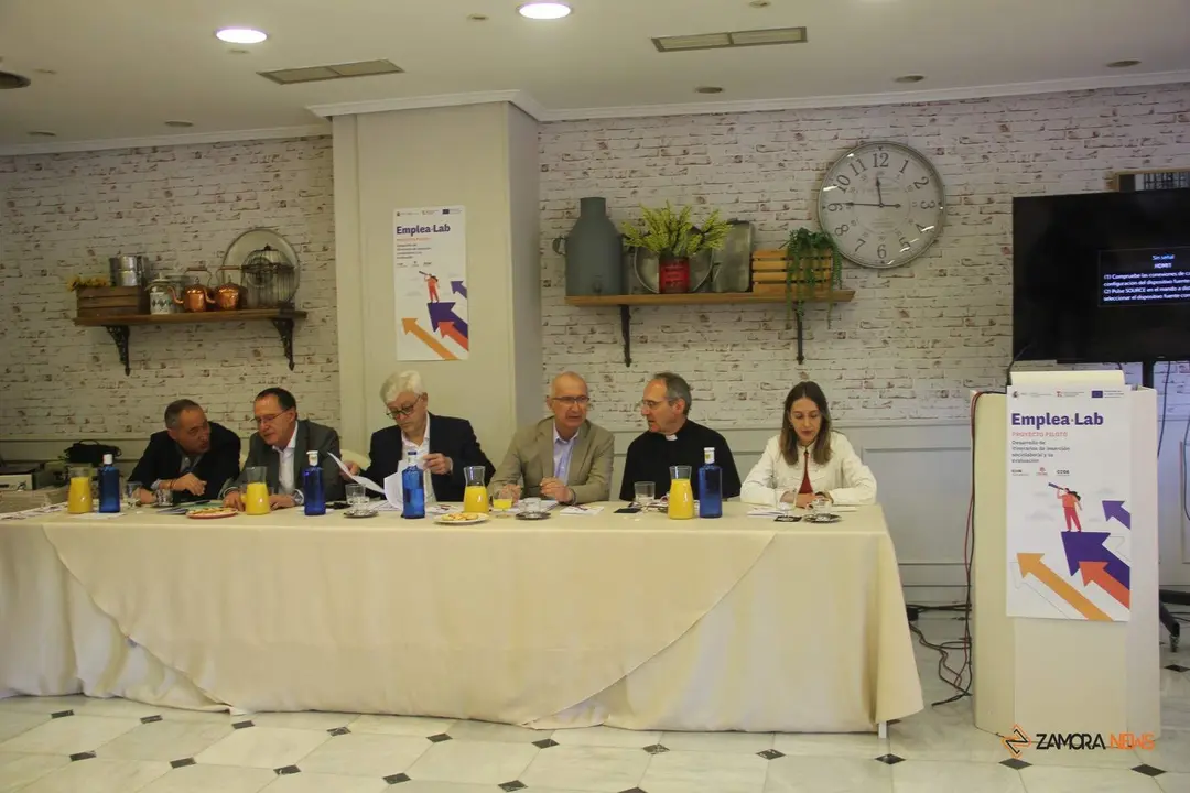 Presentación proyecto piloto Emplea Lab