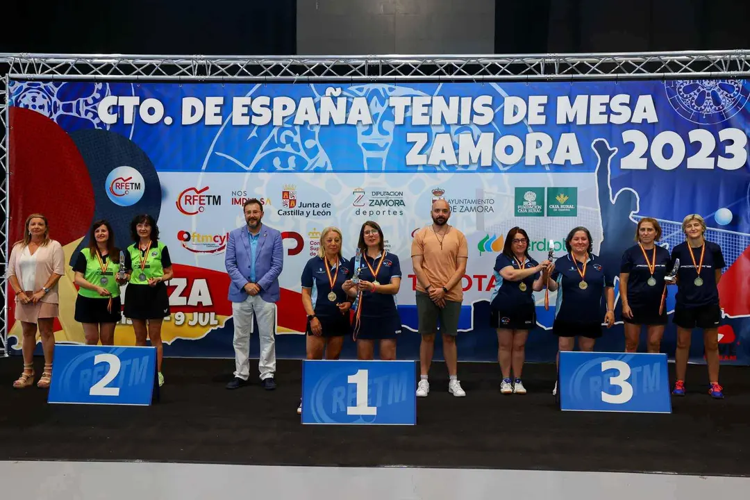 veteranos, tenis de mesa