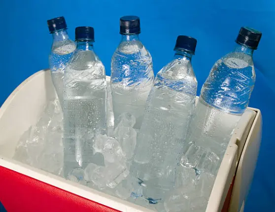 Agua fría. Fotografía de archivo
