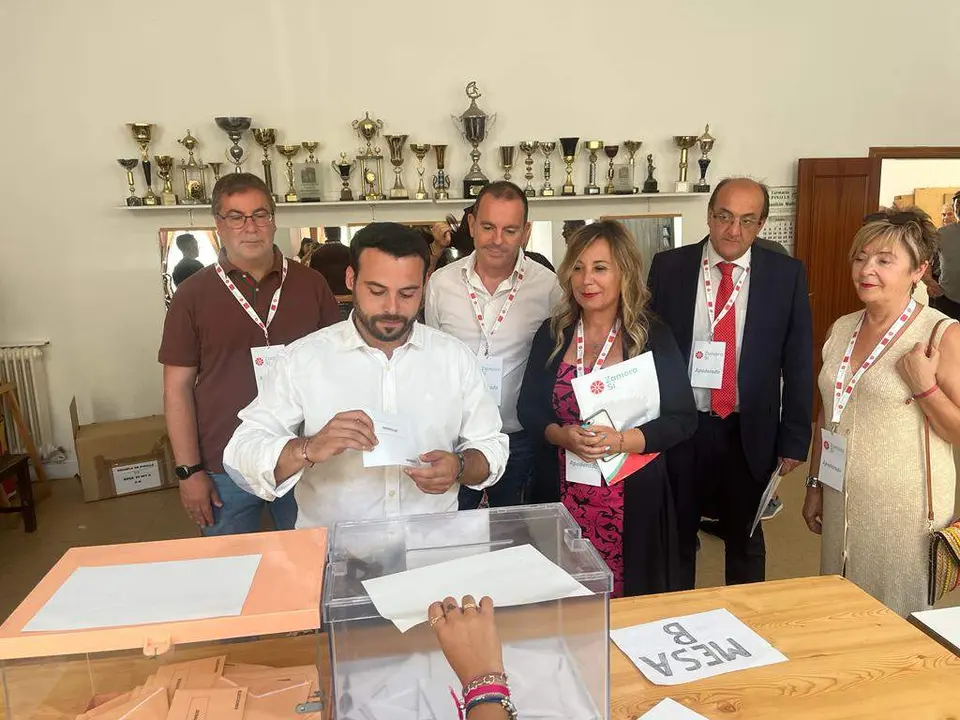 Votación de Eloy Tomé