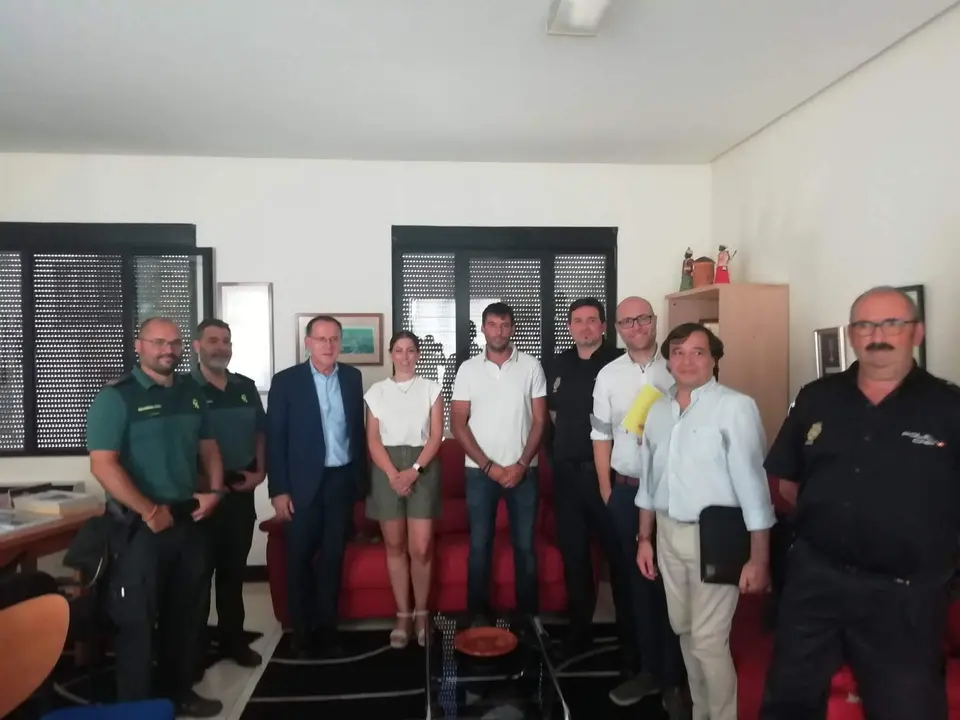 Reunión de la subdelegación del Gobierno, representantes de las FCSE y del Ayuntamiento de Alcañices