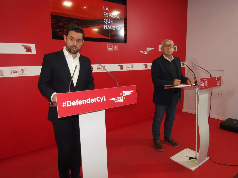 PSOE-Zamora. Antidio Fagúndez y José Fernández RdP sede