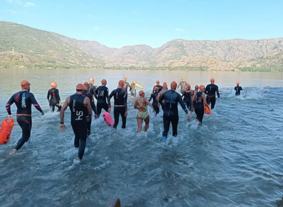 Travesía a nado del Lago de Sanabria. Fotografía: Federación de Natación de Castilla y León