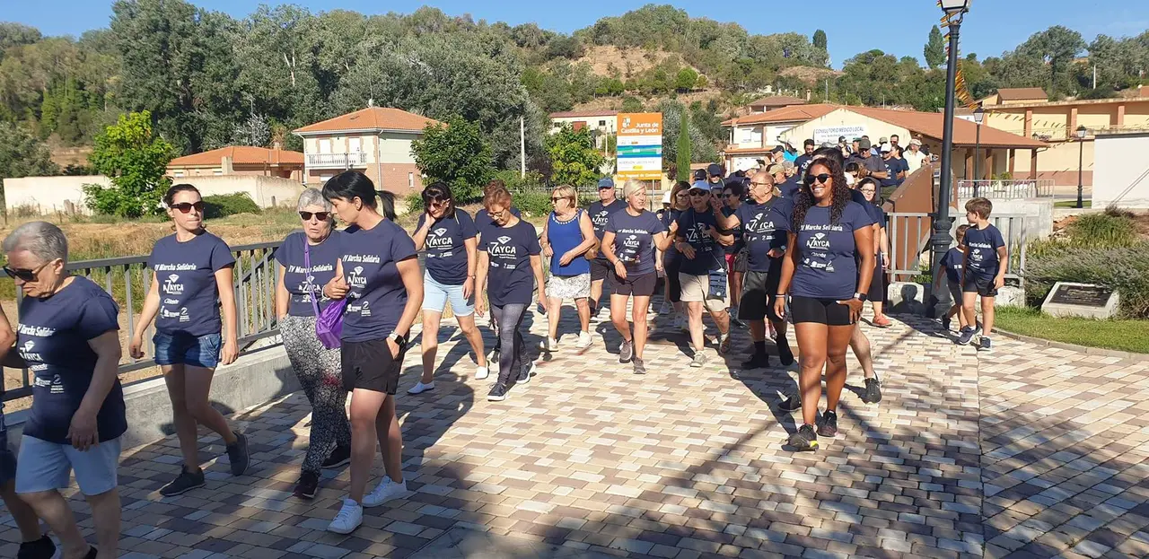 Paseo Azayca vía Ayuntamiento de Venialbo