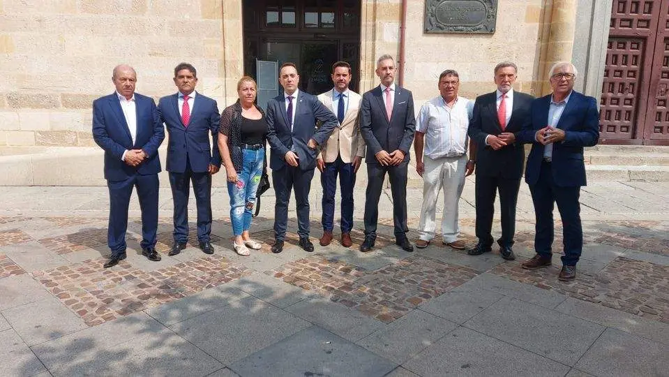 PSOE-Diputación de Zamora. Grupo Socialista con Antidio Fagúndez y José Fernández