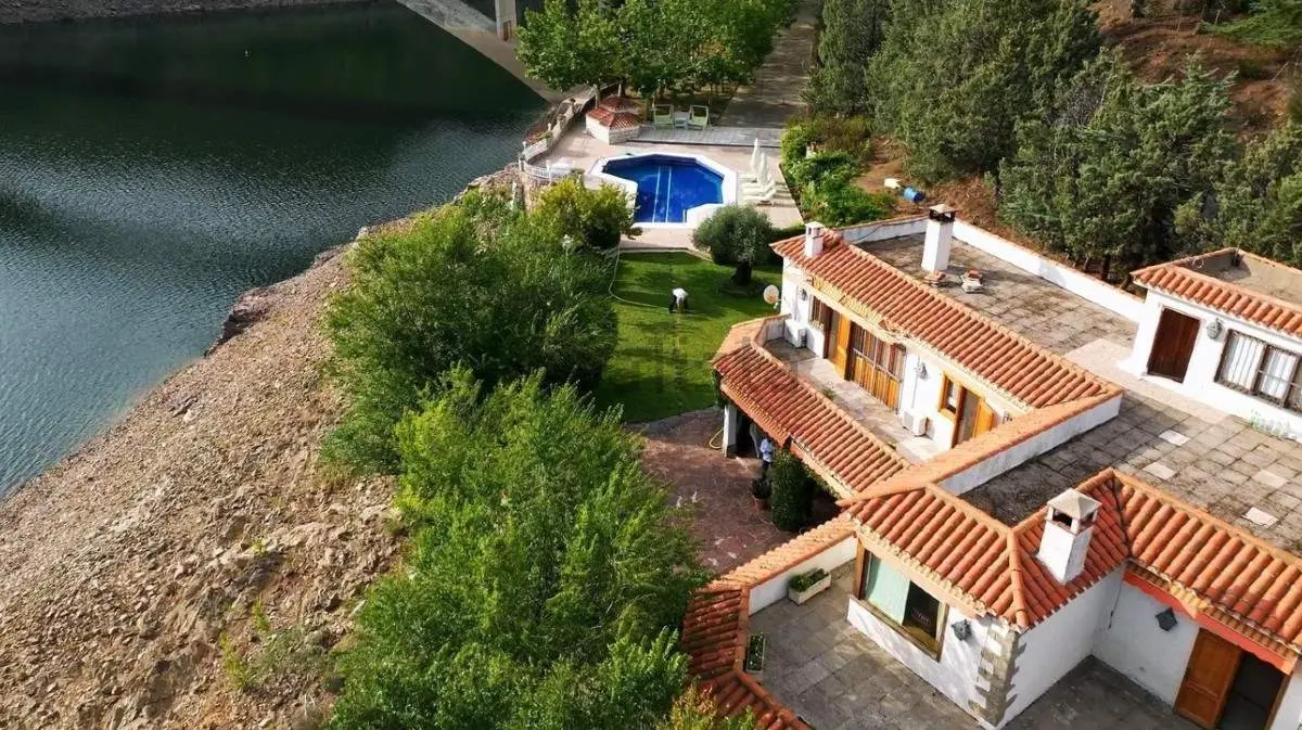 Finca vía Idealista (2)