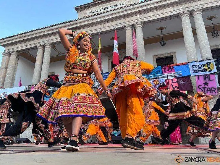 Festival folklore toro1