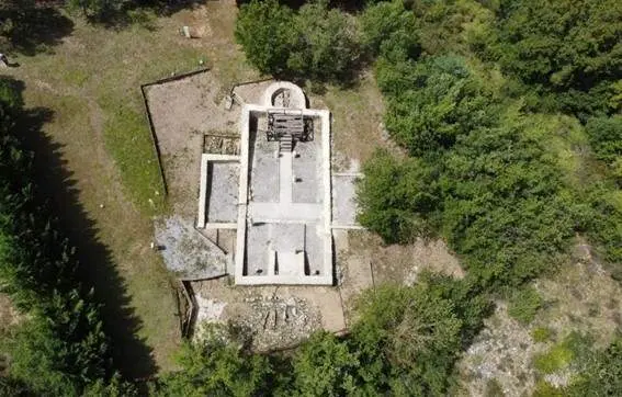 Iglesia visigoda vía USAL.es