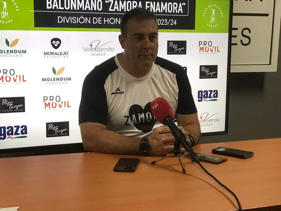 Fran González durante la previa