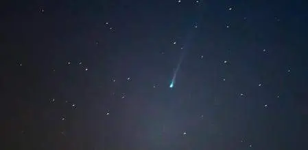 cometa verde