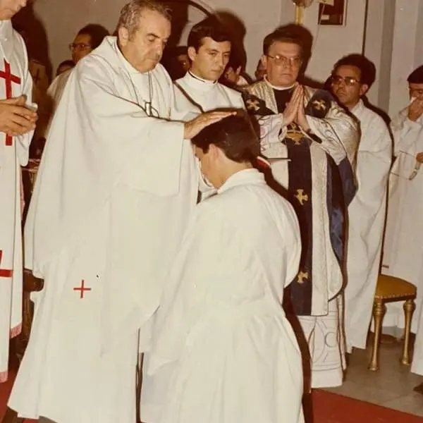 Ordenamiento de Sacerdote de Don Fernando Valera