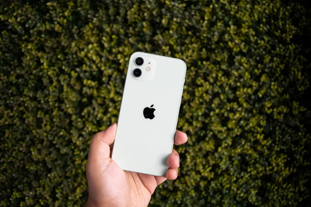 iPhone 12