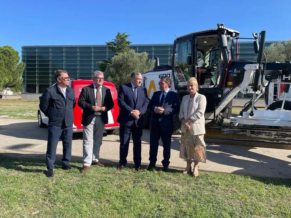 Entrega nueva maquinaria para la Diputación de Zamora