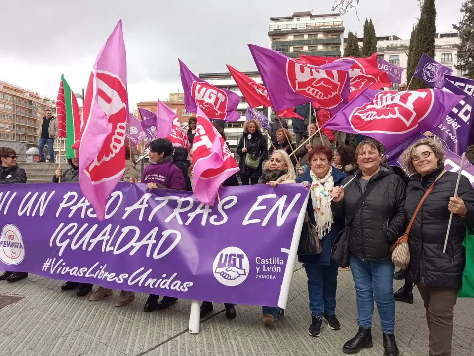 PSOE Zamora. Concentración UGT-CCOO Día Internacional Mujer 8M2023