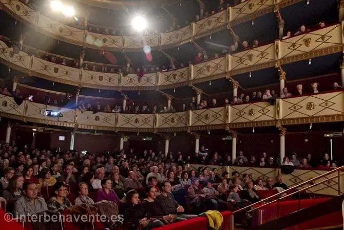 Teatro Reina Sofía vía Interbenavente.es