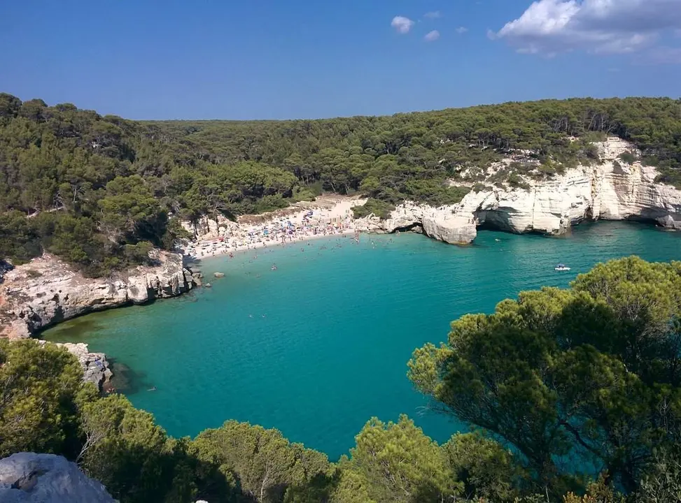 Cala Mitjana. Fotografía: TripAdvisor