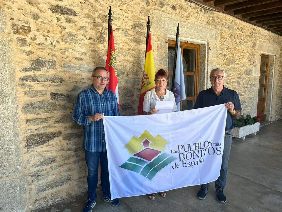 Puebla de Sanabria celebra el Día de los Pueblos Más Bonitos