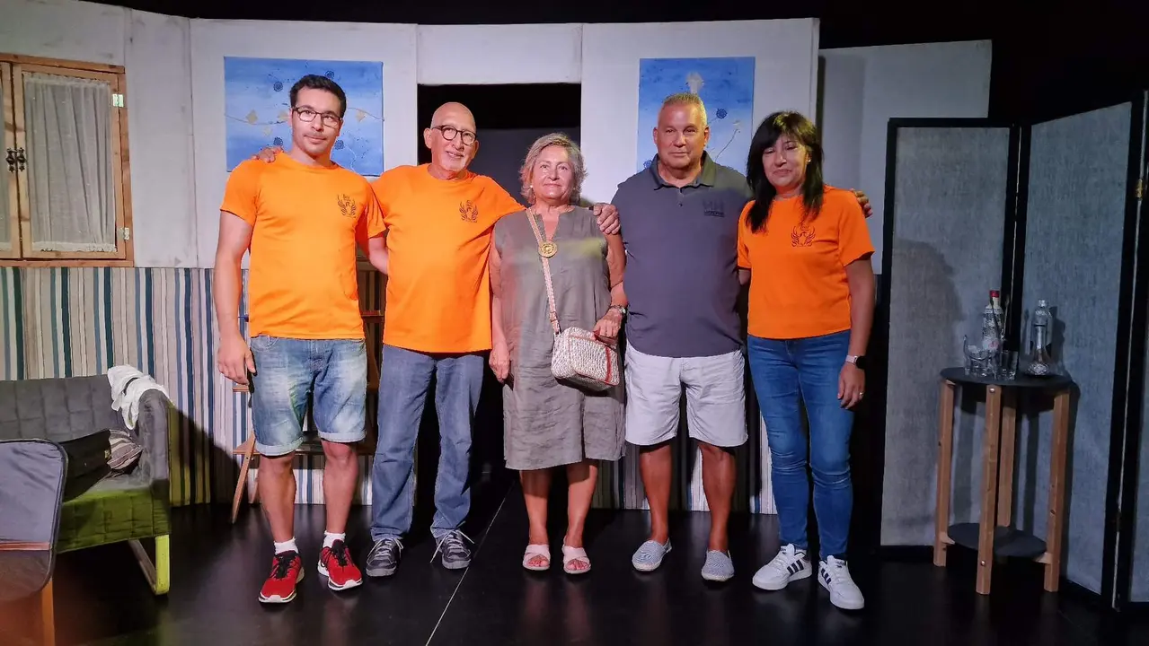 Actuacion en Almeria Fenix teatro